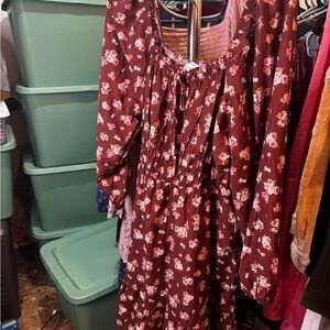 Celebrity Pink Burgundy Floral Long-Sleeve Tie-Neck Dress
